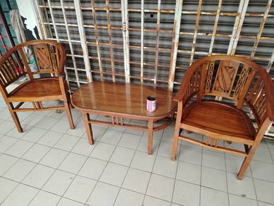 2 Wooden Chair wt Coffee Table TF495