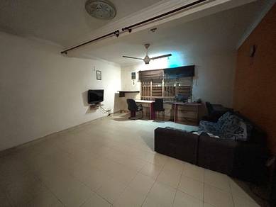 Service Residence For Sale in Plaza Metro Prima