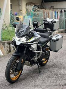 CFMOTO 800MT