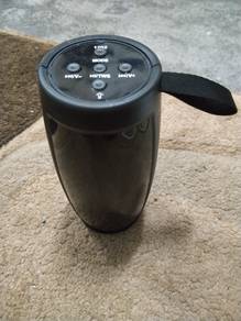 Speaker bluetooth 