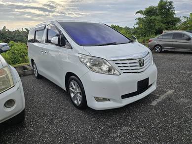 Toyota Alphard 240X in Bintulu, SWK