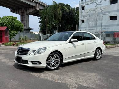 Mercedes Benz E250 250 CGI BlueEFCY AVNTGRDE(CBU) in Bandar Puteri Puchong, SGR