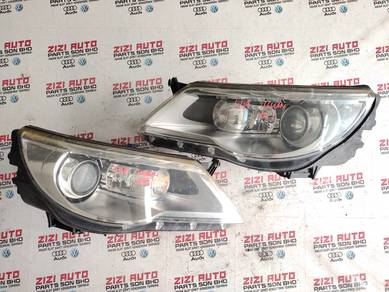 449 - Headlamp Xenon VW Tiguan MK1
