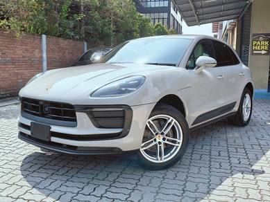 2022 Porsche Macan