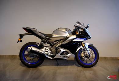 Yamaha R15