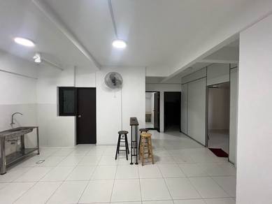 Service Residence For Sale in The Heights Residence