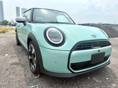 Mini Cooper S S in Sungai Pinang, PNG