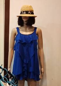sleeveless top
