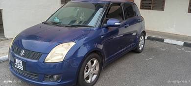 Suzuki Swift in Kulai, JHR