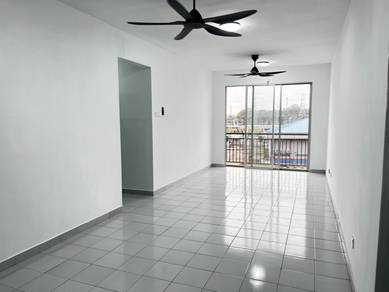 Condominium For Rent in Seri Serindit Residence