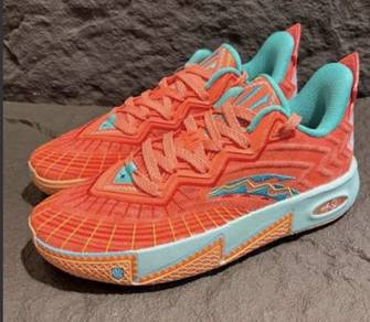 Kyrie irying basketball shoes 2