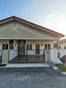 Cluster House For Sale in Sitiawan,PRK