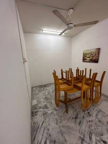 Apartment For Sale in Goodyear Court 8