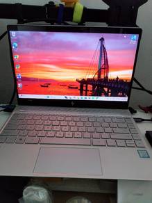 Semi Faulty HP Envy Notebook (Core i5 8 Gen)