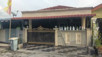1-storey Terraced House For Sale in Jenjarom,SGR