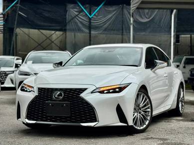 2021 Lexus IS 300