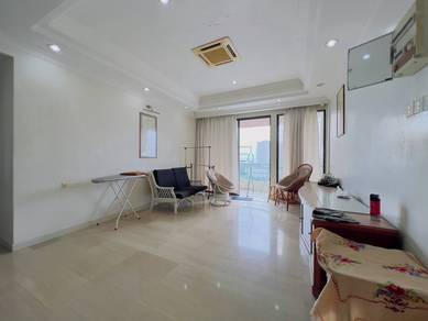 Apartment For Sale in Desa Bella
