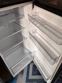peti sejuk Haier