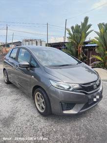 Honda Jazz S in Ayer Baloi, JHR