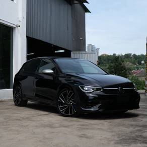 Volkswagen Golf R in Puchong, KUL