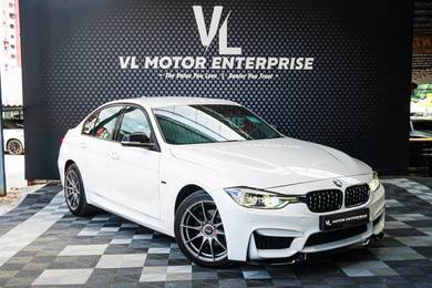 BMW 320i 20i M SPORTS (CKD) in Desa Petaling, KUL