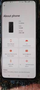 Asus Rog 6 12GB Ram 256GB Room