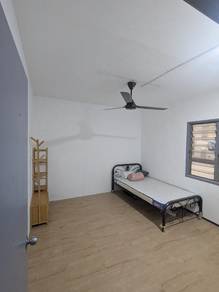 Room in Shah Alam, SGR