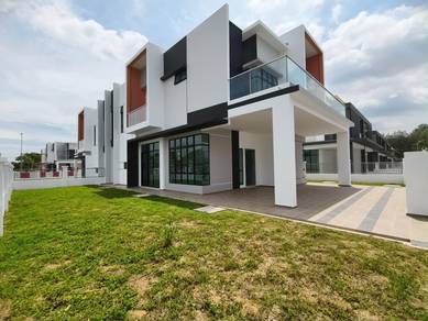 Link Bungalow For Sale in Setia Indah,JHR