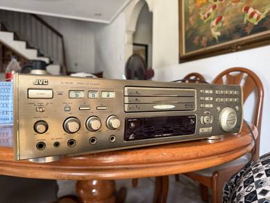 JVC Vintage CD DVD Player Karaoke