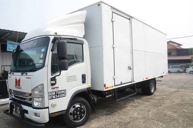Isuzu NPR81UKH-C (UBS) 21FT Kotak Green Engine