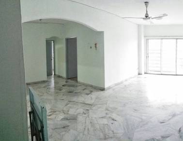 Condominium For Sale in Miharja Condominium