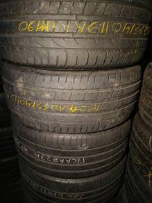 2nd Tyre 235/40/19 Continental/Pirelli 2017/18 75%