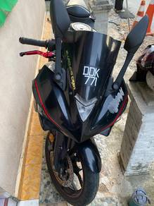 Yamaha R25