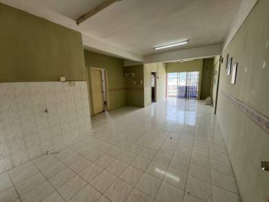 Condominium For Sale in Pandan Court