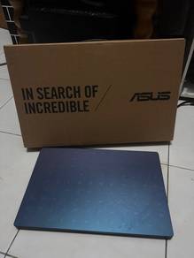 Laptop asus