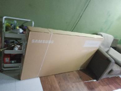Samsung uhd crystals 65