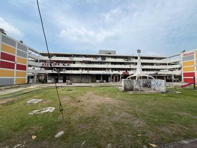 Flat For Sale in Pandamaran Flat