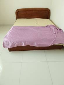 Queen size bed Rubber wood