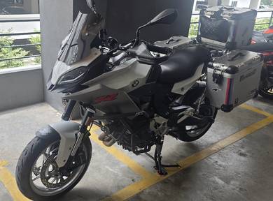 BMW F 900 XR