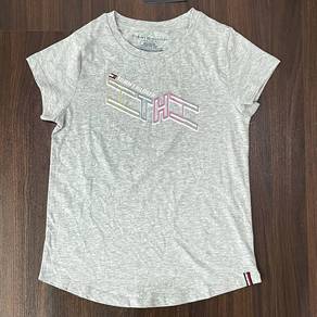 Tommy Hilfiger T-Shirt Size Youth L (12/14)