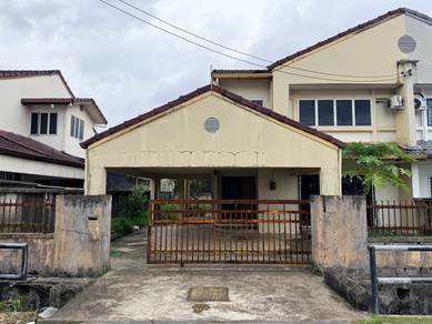 Semi-Detached House For Sale in Kuching,SWK