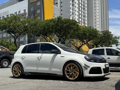 Volkswagen Golf GTi in Gombak, KUL