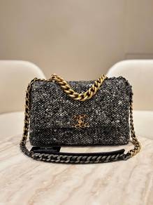 Chanel 19 Flap Bag In Oreo Black & White Tweed