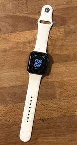 Apple Watch S5 44MM Nike Celluler Trade In Ready