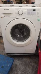 mesin basuh front loader peti ais