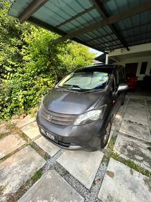 Honda Freed E in Pulau Tikus, PNG