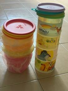 Tupperware 8 pcs