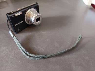 Olympus Fe 5050 14MP camera