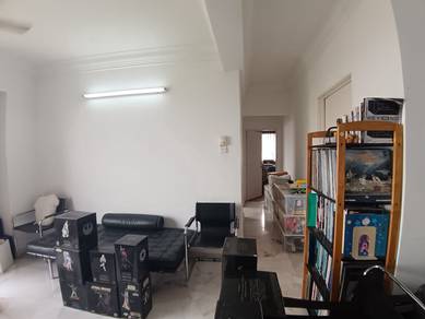 Apartment For Sale in Vista Lavender