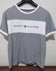 Tommy Hilfiger Grey T-Shirt (L)